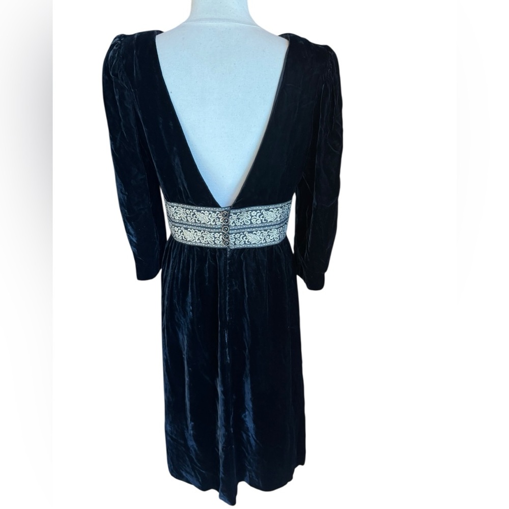 1980s Lanz Originals, Made in USA, Velvet w/Gold Metallic Waist & Open Back V Dr